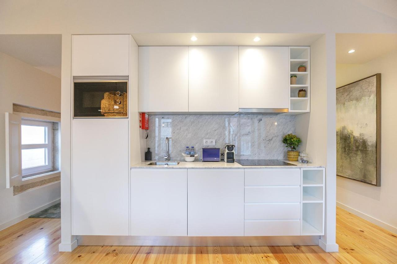 Lovelystay - Downtown Studio With Pool, Ac And Balcony Πόρτο Εξωτερικό φωτογραφία