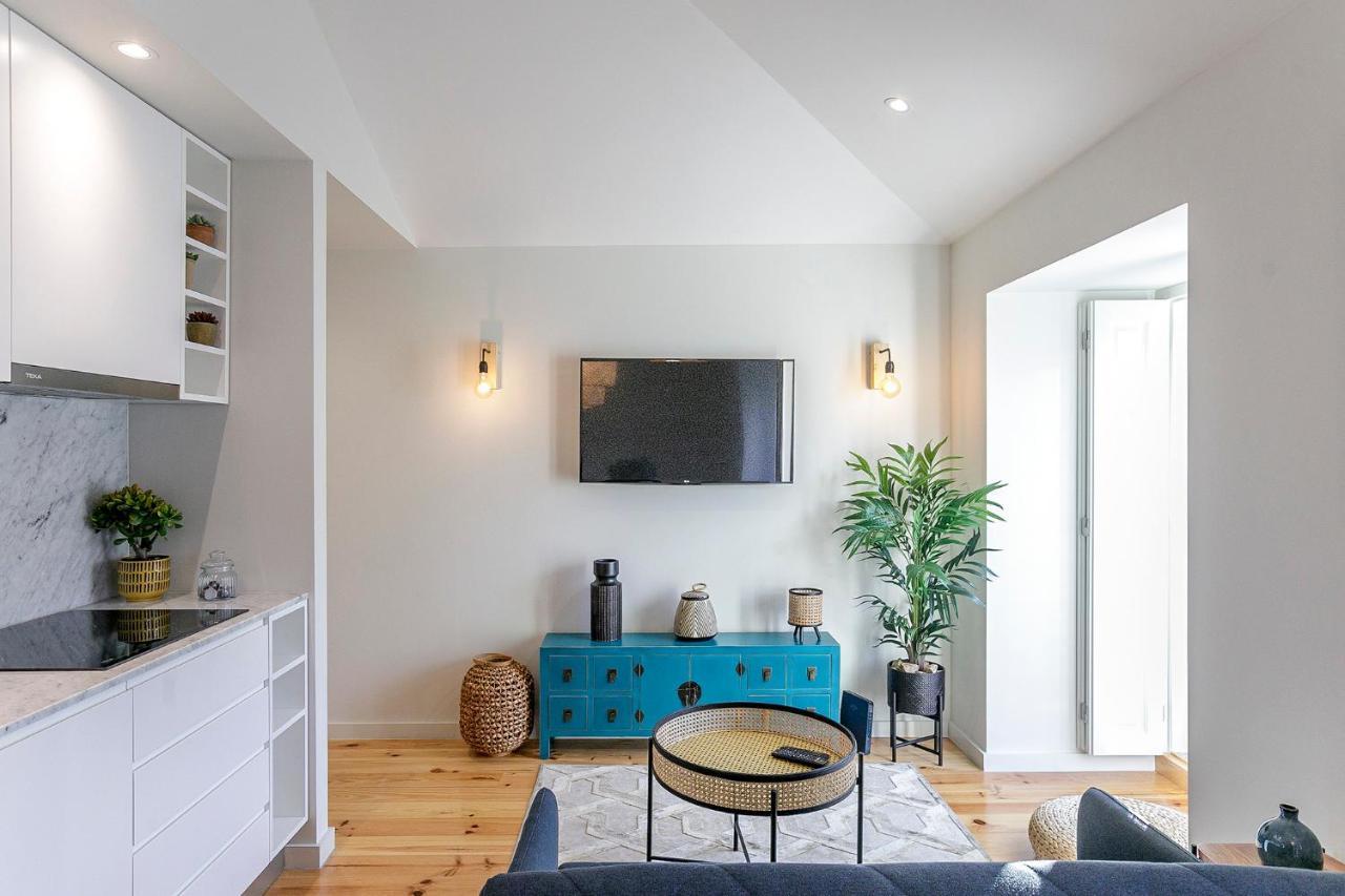 Lovelystay - Downtown Studio With Pool, Ac And Balcony Πόρτο Εξωτερικό φωτογραφία