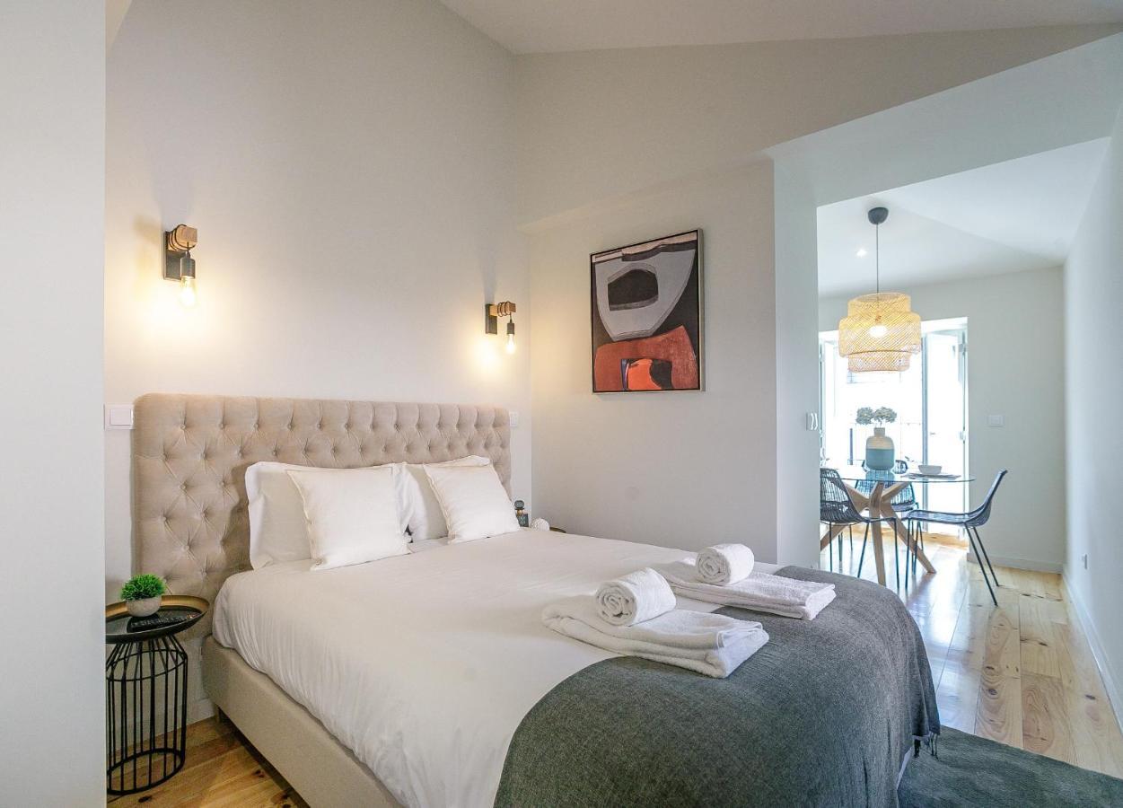 Lovelystay - Downtown Studio With Pool, Ac And Balcony Πόρτο Εξωτερικό φωτογραφία