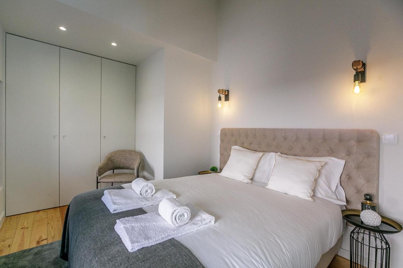 Lovelystay - Downtown Studio With Pool, Ac And Balcony Πόρτο Εξωτερικό φωτογραφία