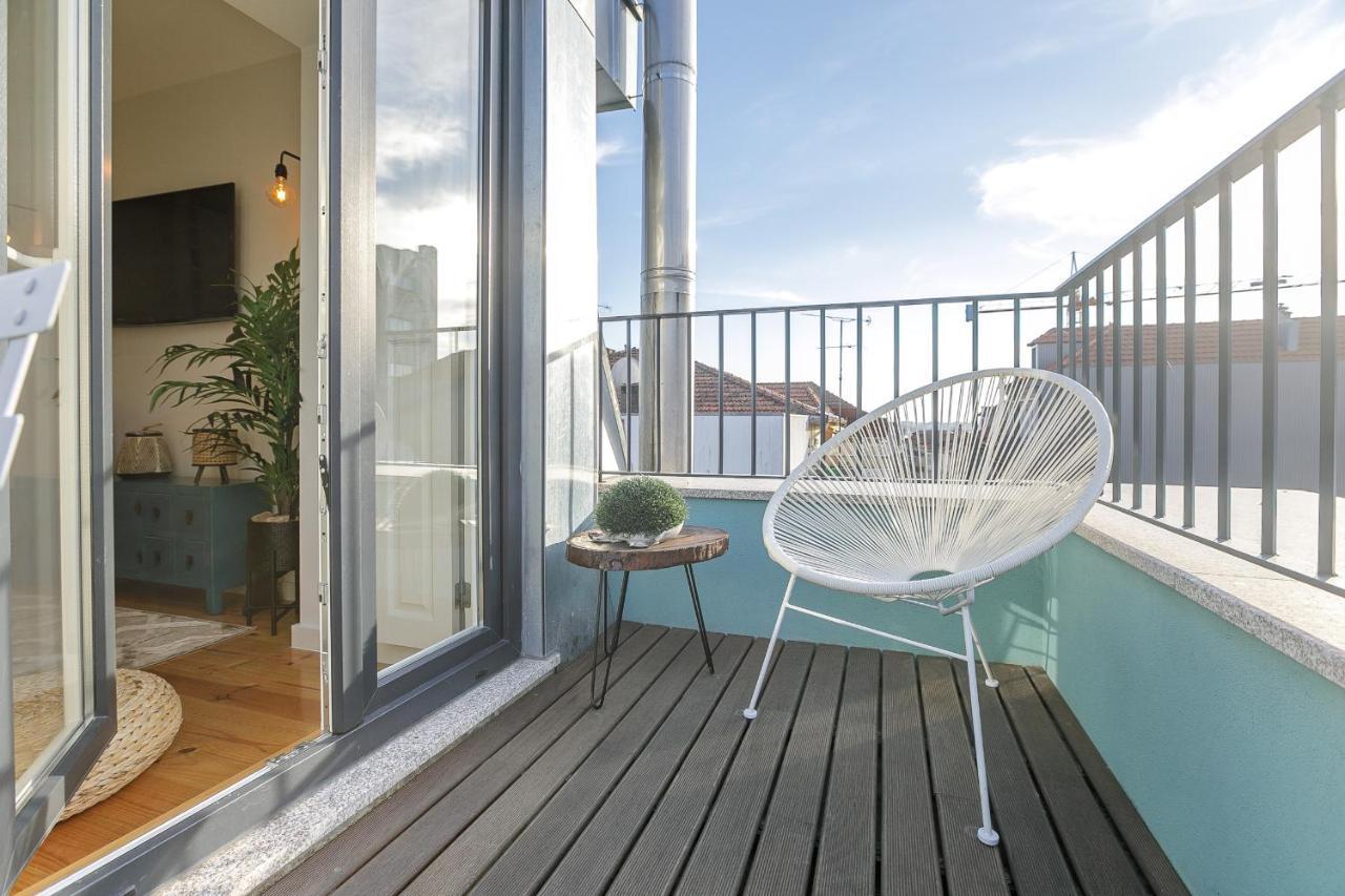 Lovelystay - Downtown Studio With Pool, Ac And Balcony Πόρτο Εξωτερικό φωτογραφία